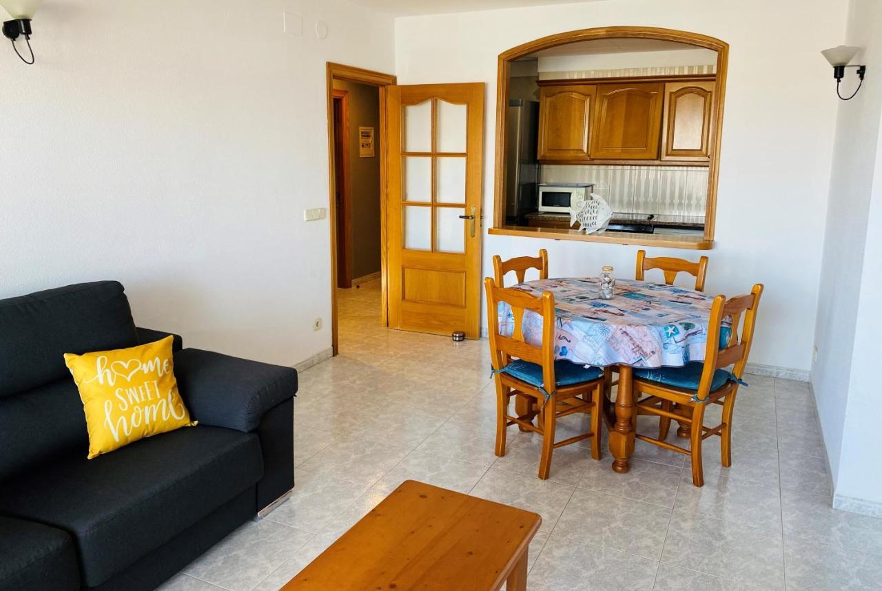 Apartaments Club Nautic L' Escala Esterno foto